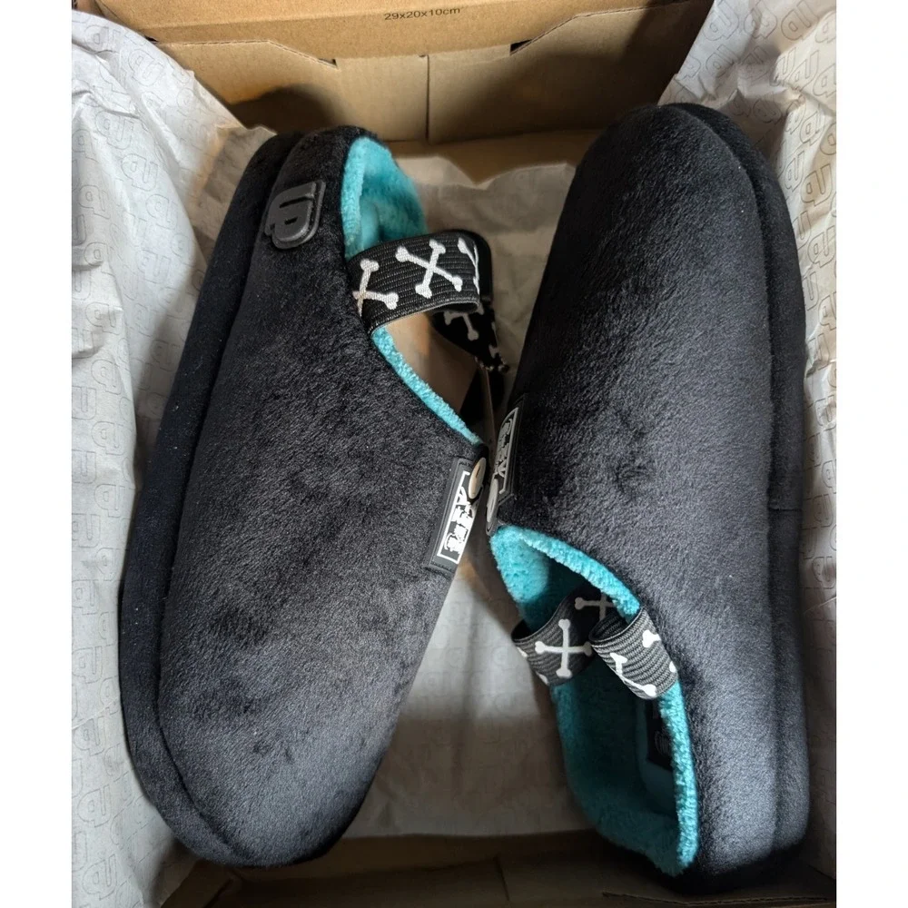 Disney Ground Up The Nightmare Before Christmas Clog Slipper Size 4 New